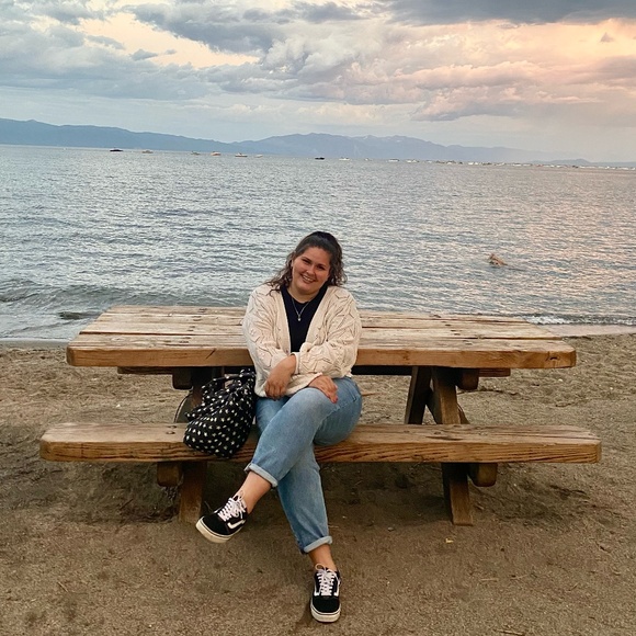 Meet your Posher, Michelle - Picture 3 of 7